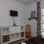 Apartman Benimar 13 - Two Bed Overlooking The Pool *