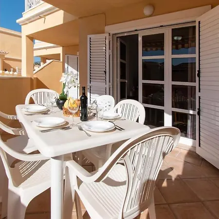 Benimar 13 - Two Bed Overlooking The Pool Apartman *