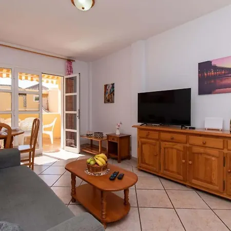 Benimar 13 - Two Bed Overlooking The Pool