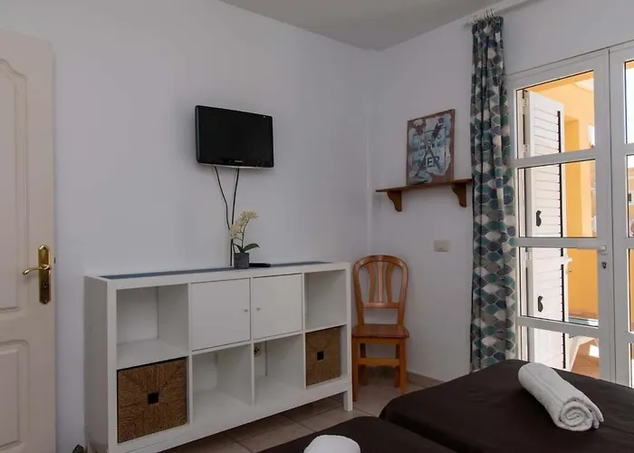 아파트 Benimar 13 - Two Bed Overlooking The Pool *