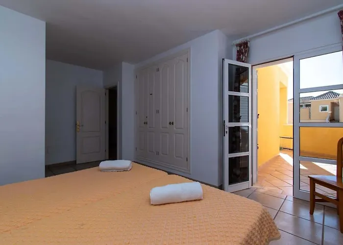 Benimar 13 - Two Bed Overlooking The Pool 아파트 아데제