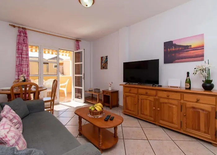 Benimar 13 - Two Bed Overlooking The Pool