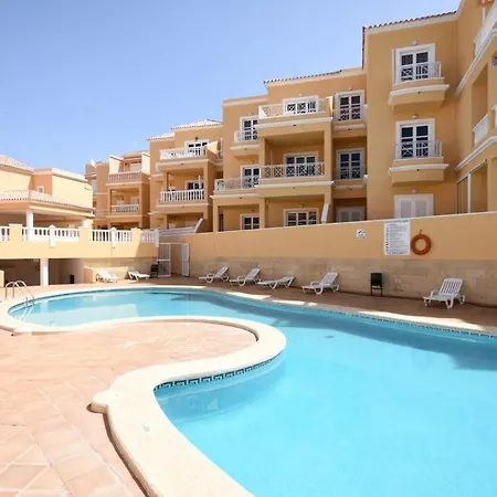 Benimar 13 - Two Bed Overlooking The Pool Lejlighed *