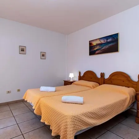 Apartment Benimar 13 - Two Bed Overlooking The Pool *