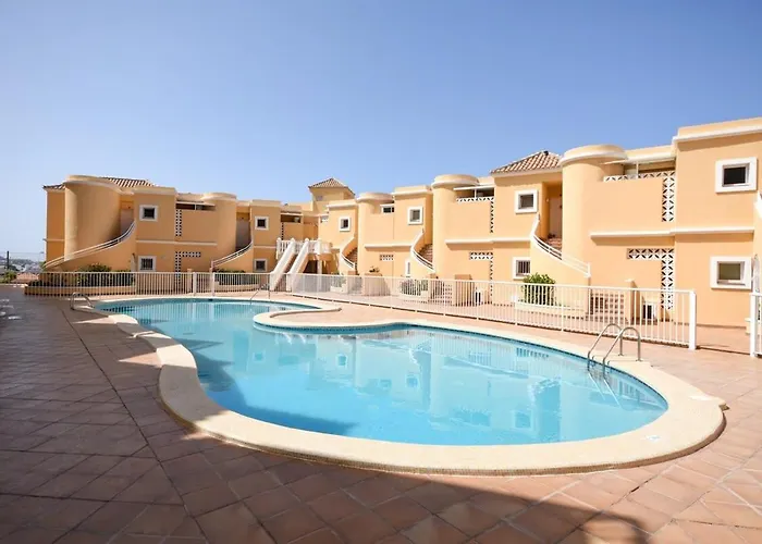 Benimar 13 - Two Bed Overlooking The Pool