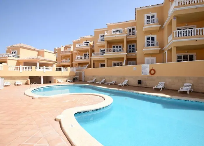 Benimar 13 - Two Bed Overlooking The Pool Apartman *