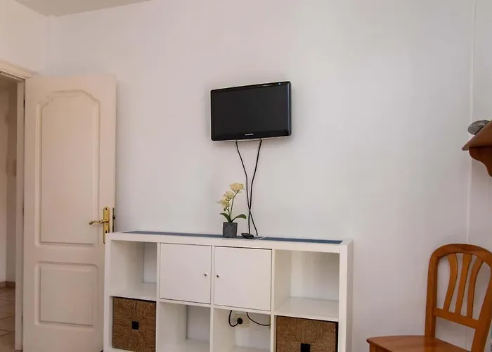 Apartman Benimar 13 - Two Bed Overlooking The Pool